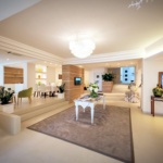 International Beach Eingang - International Beach Hotel